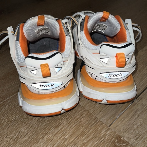 balenciaga Track Sneaker in white and orange mesh and nylon - Picture 2 of 3